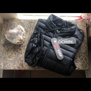 black puffer jacket